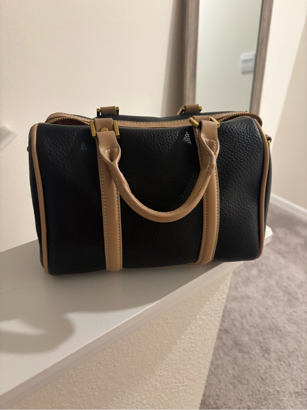 Black and Tan Barrel Satchel Handbag